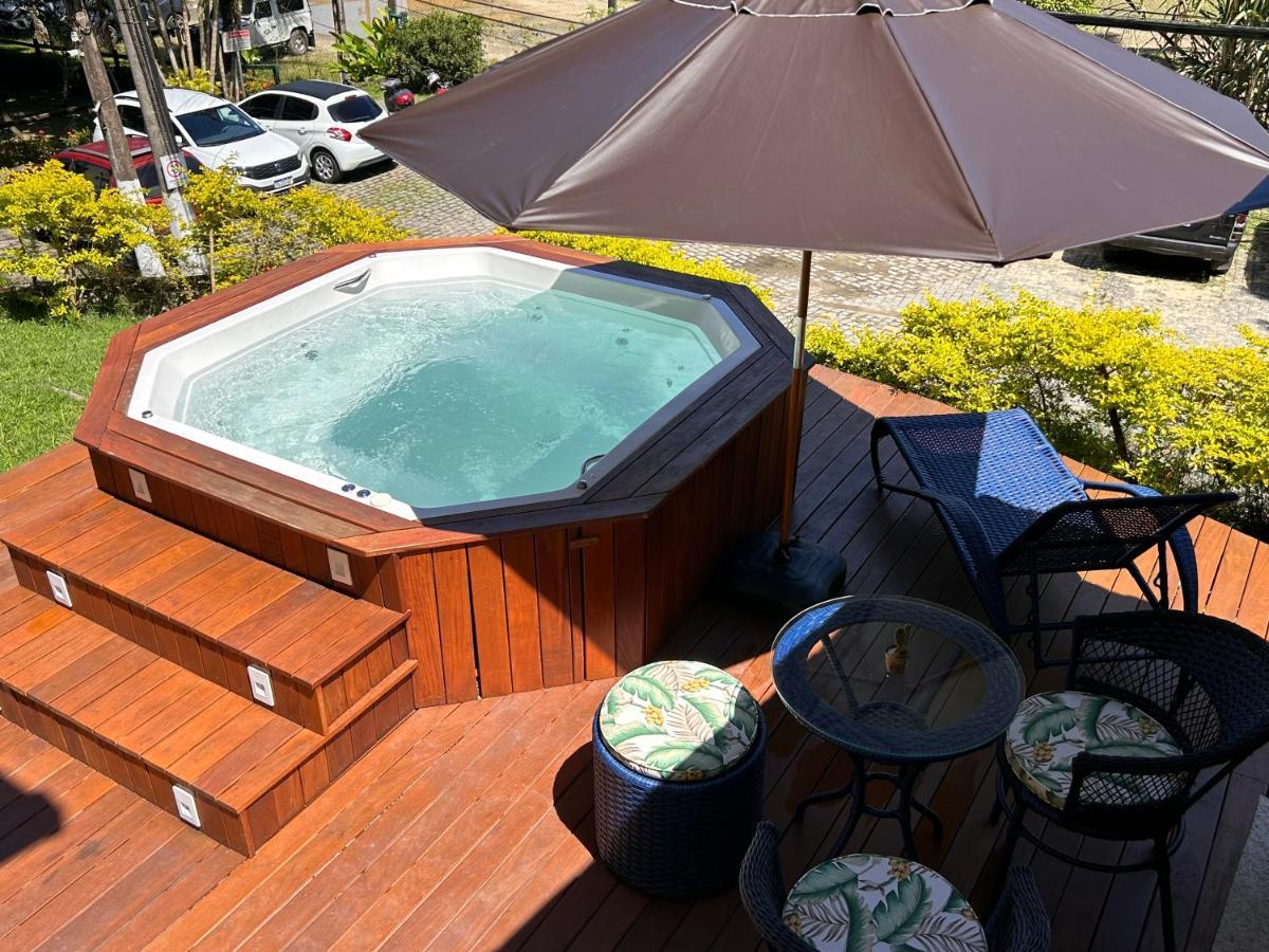 アングラドスレイス Casa Amarela Bed & Breakfast エクステリア 写真