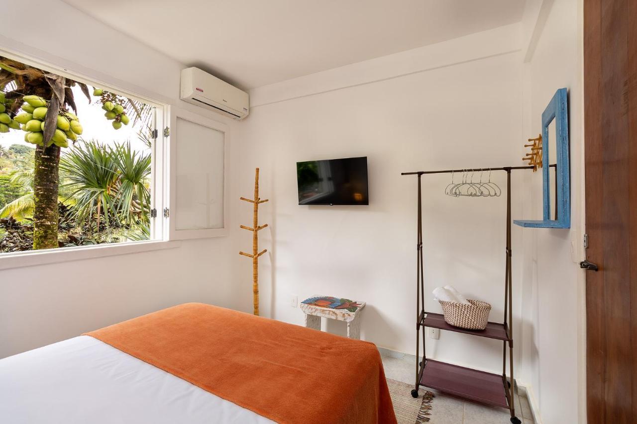 アングラドスレイス Casa Amarela Bed & Breakfast エクステリア 写真