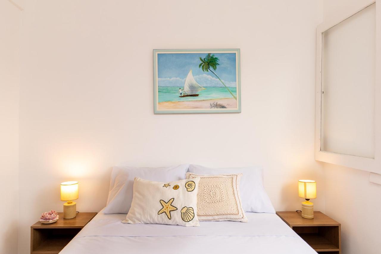 アングラドスレイス Casa Amarela Bed & Breakfast エクステリア 写真
