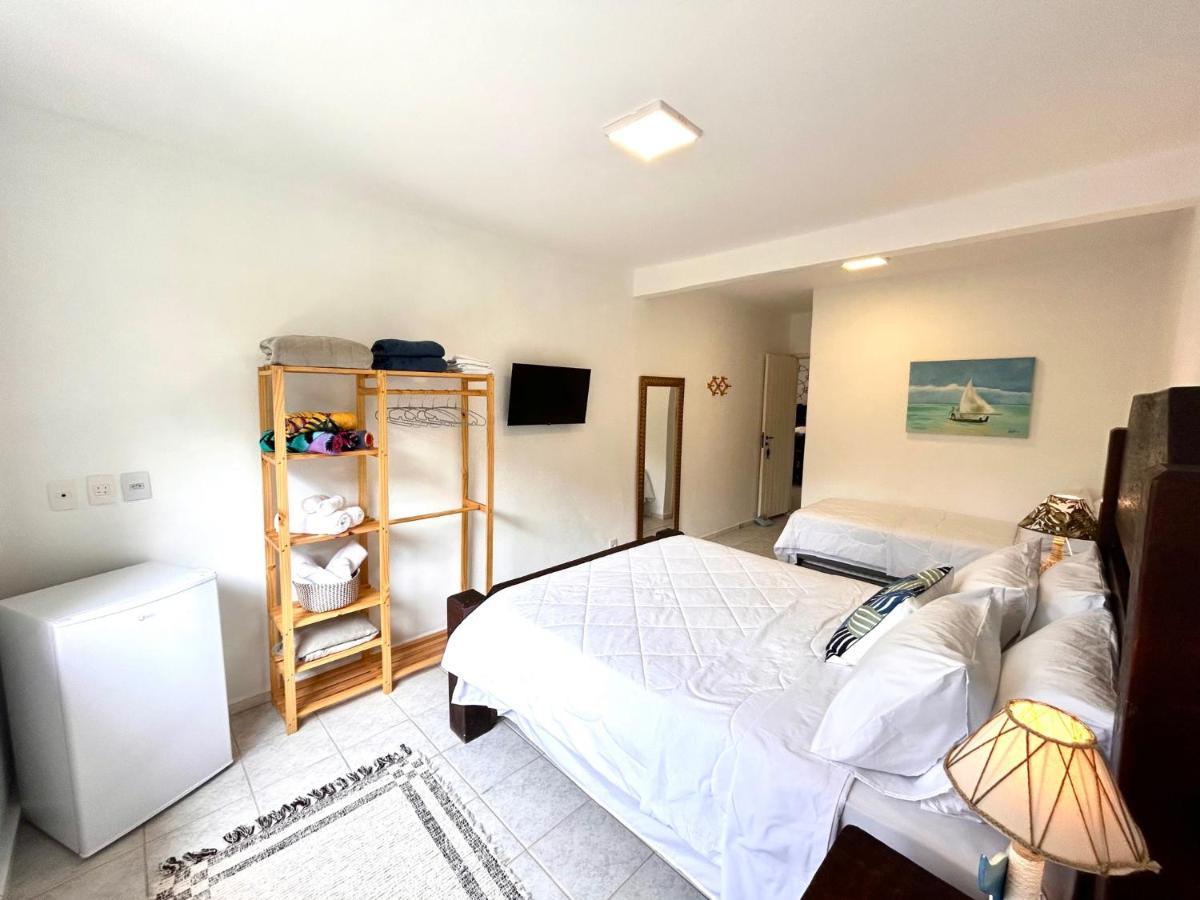 アングラドスレイス Casa Amarela Bed & Breakfast エクステリア 写真