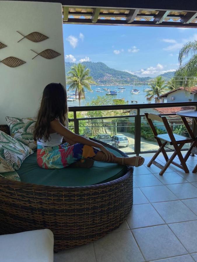 アングラドスレイス Casa Amarela Bed & Breakfast エクステリア 写真
