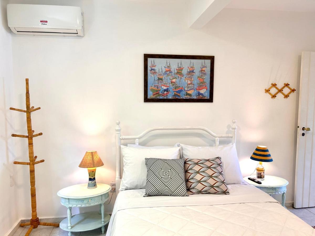 アングラドスレイス Casa Amarela Bed & Breakfast エクステリア 写真