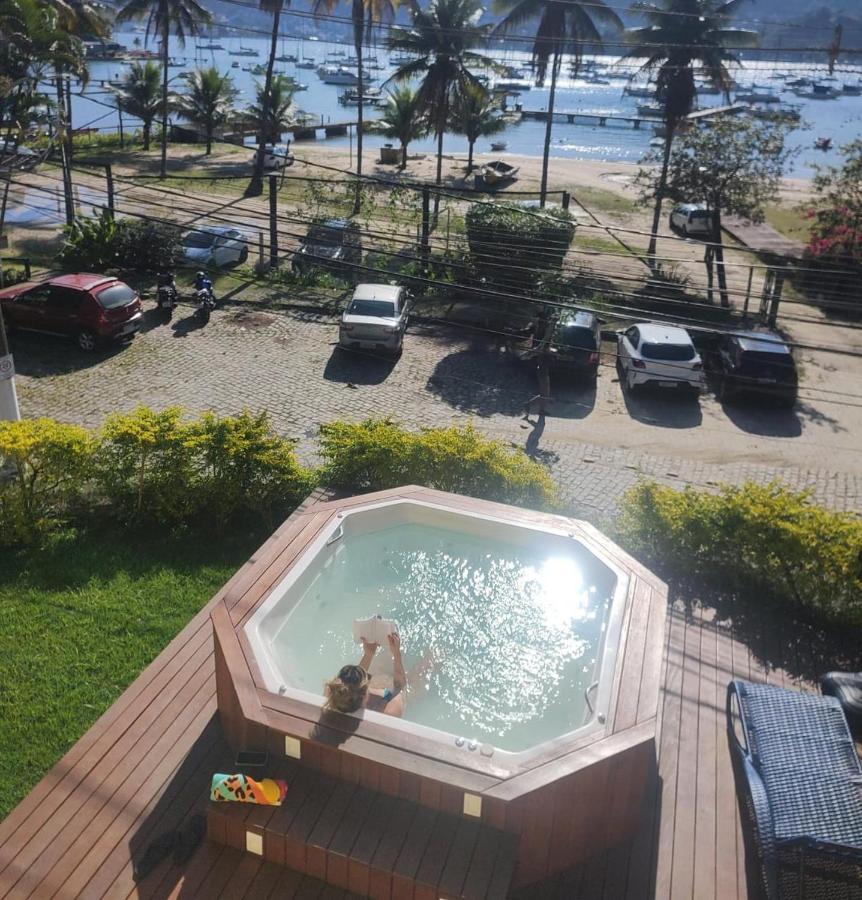 アングラドスレイス Casa Amarela Bed & Breakfast エクステリア 写真