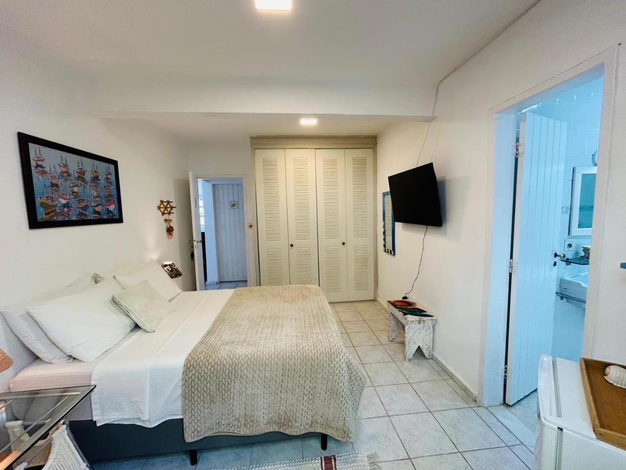 アングラドスレイス Casa Amarela Bed & Breakfast エクステリア 写真