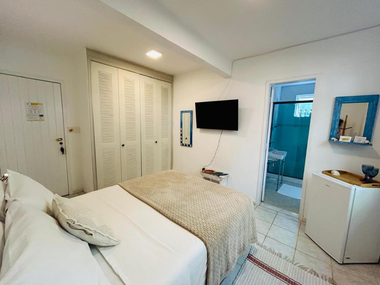 アングラドスレイス Casa Amarela Bed & Breakfast エクステリア 写真